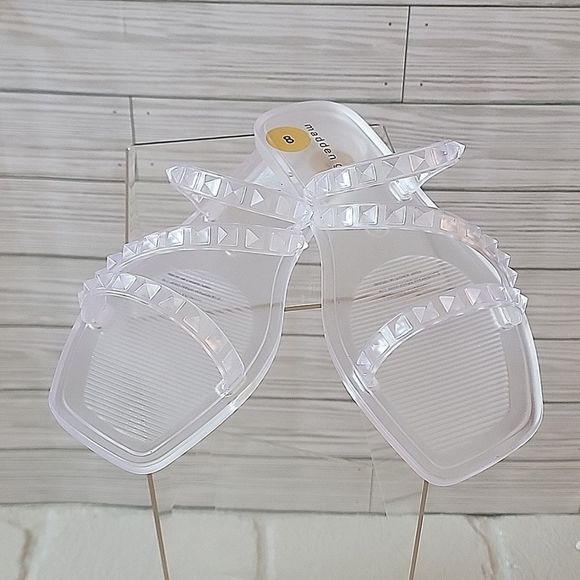 MADDEN GIRL BY STEVE MADDEN CLEAR JELLY PLASTIC SLIDES - Picture 1 of 3